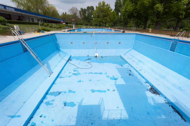 Best Local water damage restoration  in Clintonville, WI